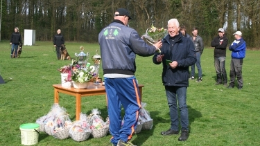 NBG bedankt Keurmeester Ben Ekhart